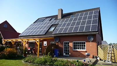 Quel type de batterie est utilisé pour le stockage d'énergie?